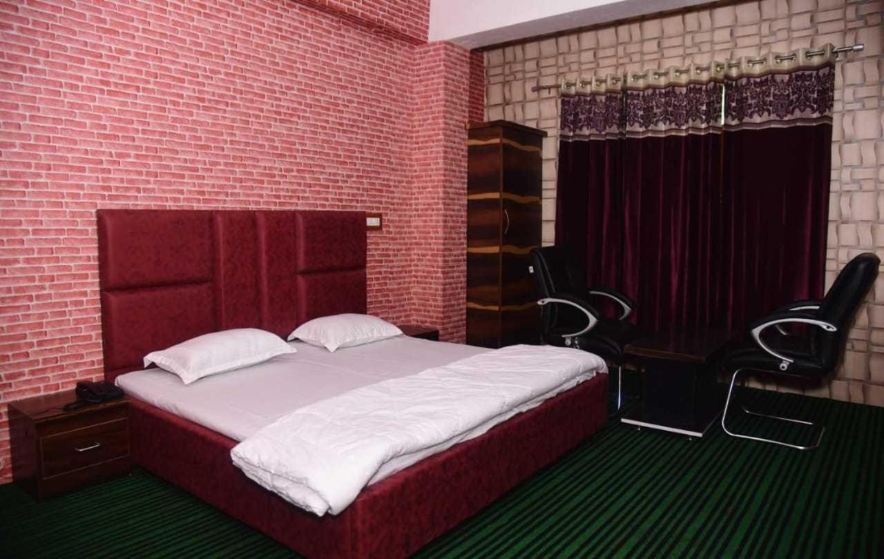 Hotel O Graceland Srīnagar Eksteriør bilde